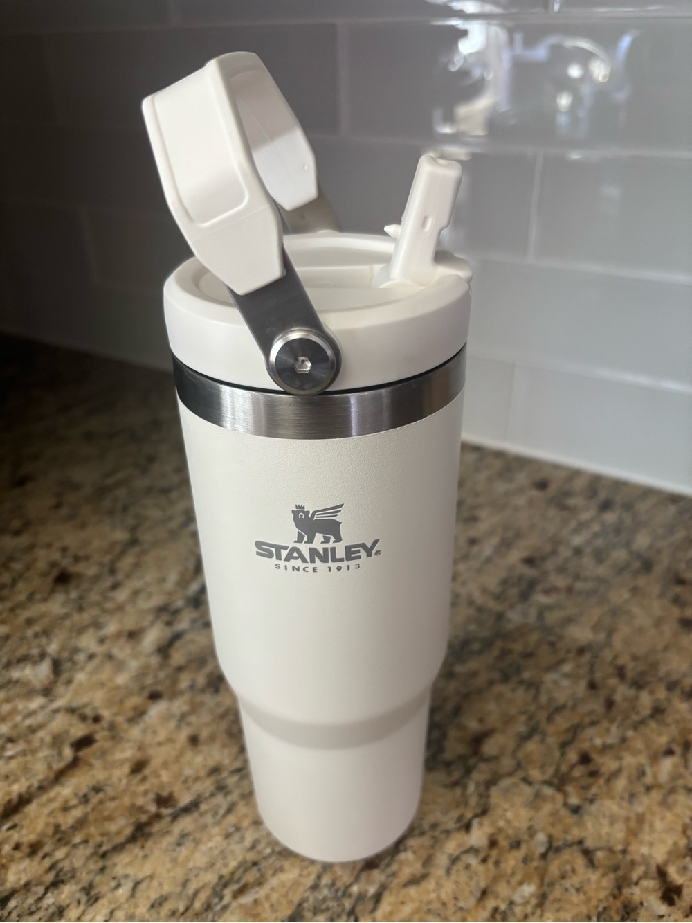 STANLEY IceFlow 2.0 Flip Straw Tumbler with Handle 30 oz - BRAND NEW